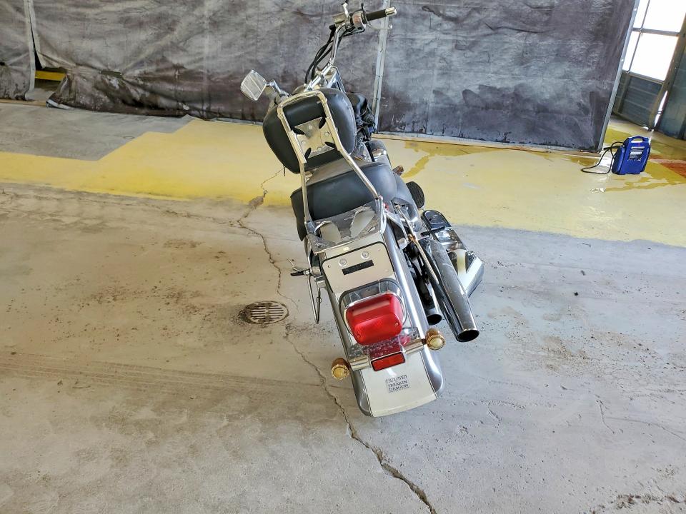 57485446 :رقم المزاد ، JS1VY51A022100491 vin ، 2002 Suzuki Vl1500 مزاد بيع