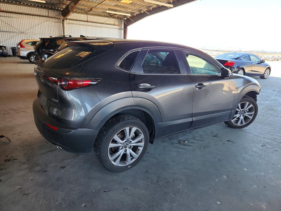 2021 Mazda Cx-30 მანქანა იყიდება აუქციონზე, vin: 3MVDMBBL0MM301944, აუქციონის ნომერი: 58119206