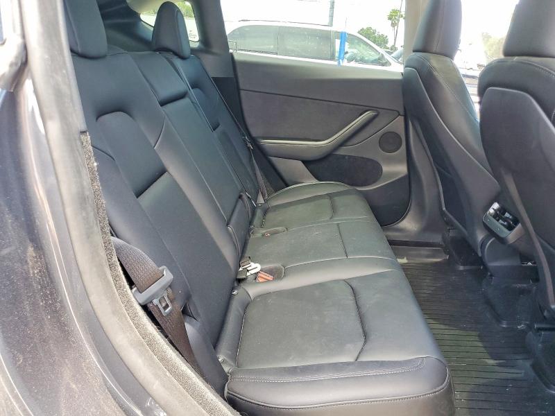 58297296 :رقم المزاد ، 7SAYGDEF1PF963619 vin ، 2023 Tesla Model Y مزاد بيع