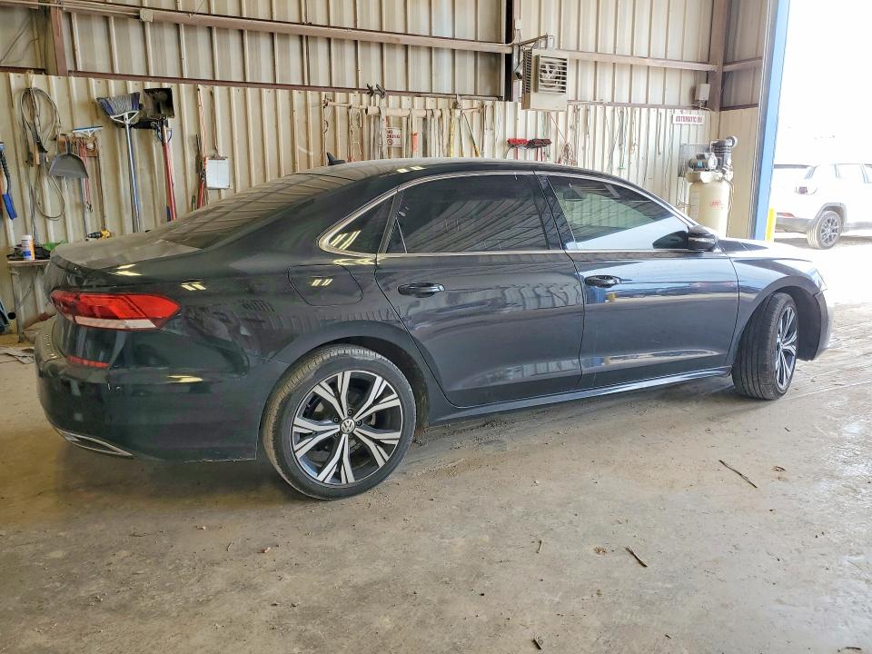 Продажа на аукционе авто 2021 Volkswagen Passat, vin: 1VWSA7A30MC001707, номер лота: 56983446