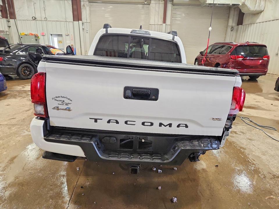 56654866 :رقم المزاد ، 3TMCZ5AN5NM505465 vin ، 2022 Toyota Tacoma مزاد بيع
