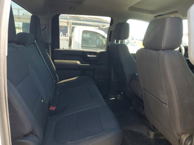 56475546 :رقم المزاد ، 1GC4YTEY0NF302693 vin ، 2022 Chevrolet Silverado مزاد بيع