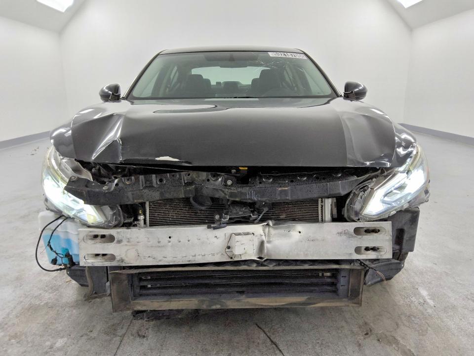 53218706 :رقم المزاد ، 1N4BL4CV8KC251015 vin ، 2019 Nissan Altima مزاد بيع