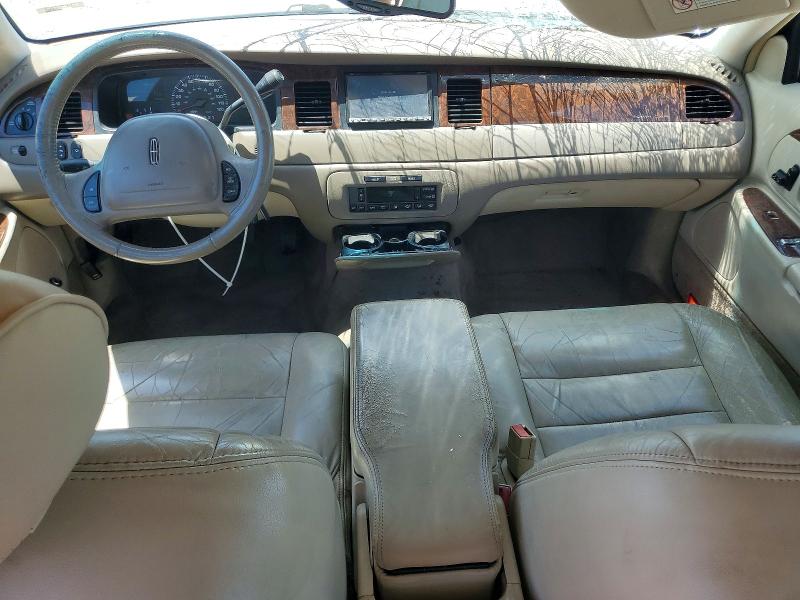 Aukcja sprzedaży 2002 Lincoln Town Car, vin: 1LNHM81W42Y618673, numer aukcji: 55786066