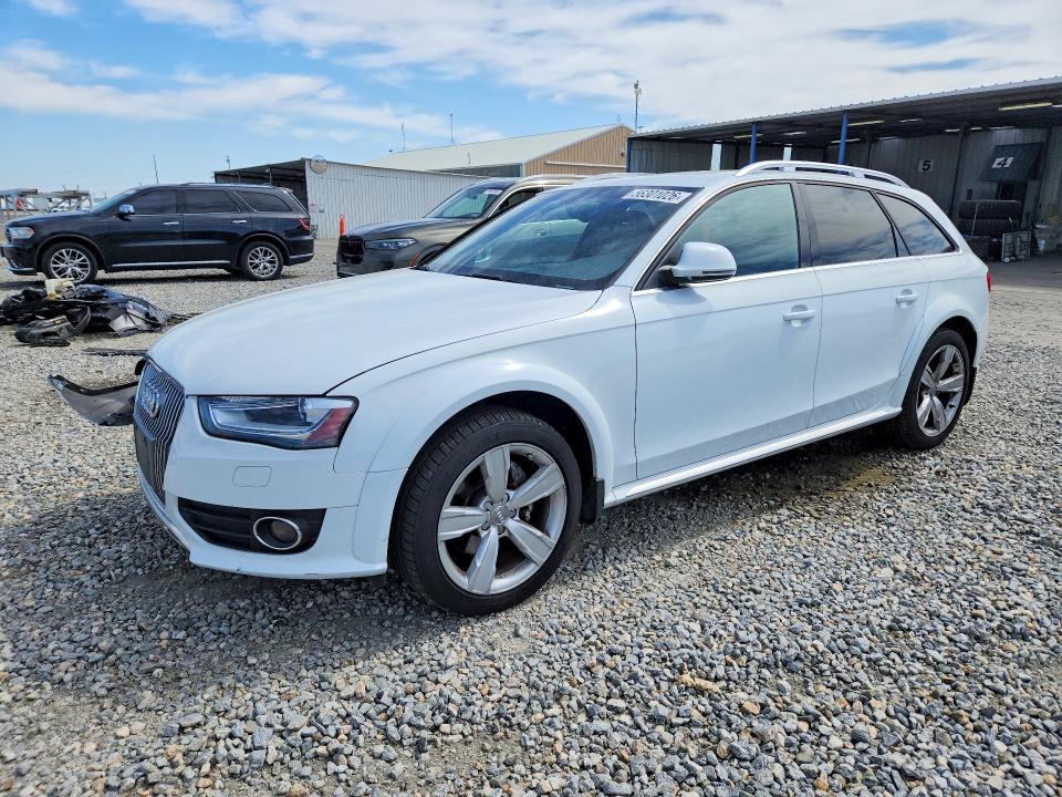 56301026 :رقم المزاد ، WA1UFAFL3FA114143 vin ، 2015 Audi A4 Allroad مزاد بيع