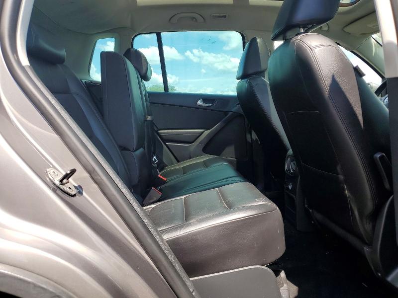 58797326 :رقم المزاد ، WVGAV7AX5BW539106 vin ، 2011 Volkswagen Tiguan مزاد بيع