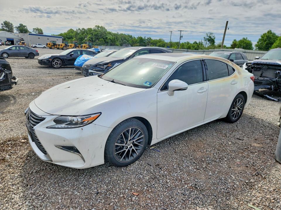 2016 Lexus Es მანქანა იყიდება აუქციონზე, vin: 58ABK1GG1GU019997, აუქციონის ნომერი: 57559036
