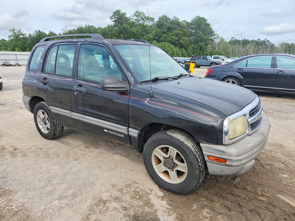 57938126 :رقم المزاد ، 2CNBJ13C636902466 vin ، 2003 Chevrolet Tracker مزاد بيع
