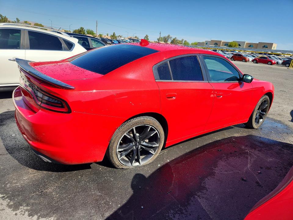 55360996 :رقم المزاد ، 2C3CDXHG1JH230045 vin ، 2018 Dodge Charger مزاد بيع