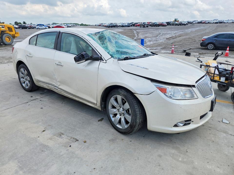 2011 Buick Lacrosse მანქანა იყიდება აუქციონზე, vin: 1G4GC5ED6BF131721, აუქციონის ნომერი: 56617126
