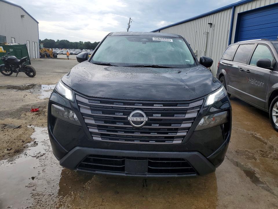 58266606 :رقم المزاد ، 5N1BT3BB2TC758288 vin ، 2026 Nissan Rogue مزاد بيع