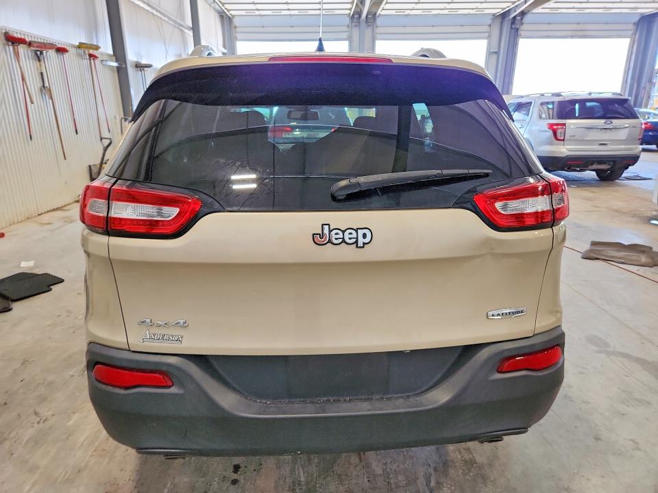 2014 Jeep Cherokee მანქანა იყიდება აუქციონზე, vin: 1C4PJMCS3EW184256, აუქციონის ნომერი: 55529536