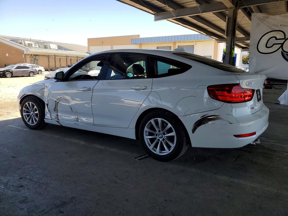 56797666 :رقم المزاد ، WBA3X5C55FD562231 vin ، 2015 Bmw 328 مزاد بيع