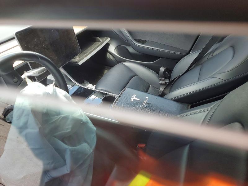 Продажа на аукционе авто 2018 Tesla Model 3, vin: 5YJ3E1EA3JF175884, номер лота: 58715496