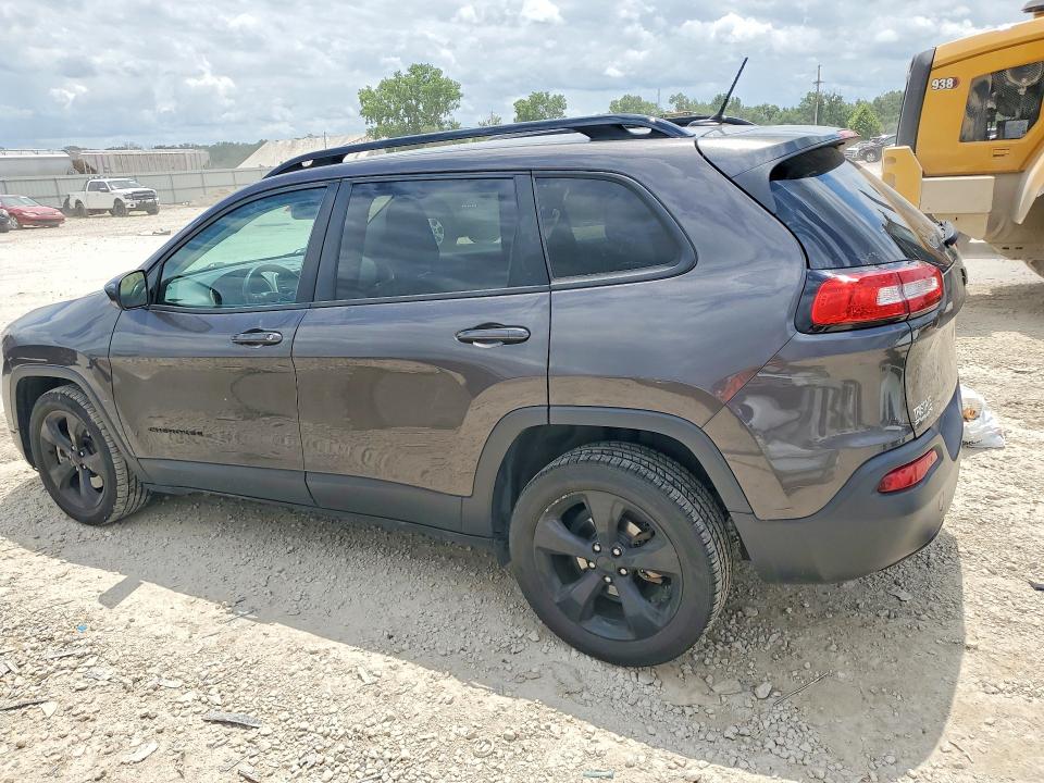 56811956 :رقم المزاد ، 1C4PJLCB6JD554096 vin ، 2018 Jeep Cherokee مزاد بيع