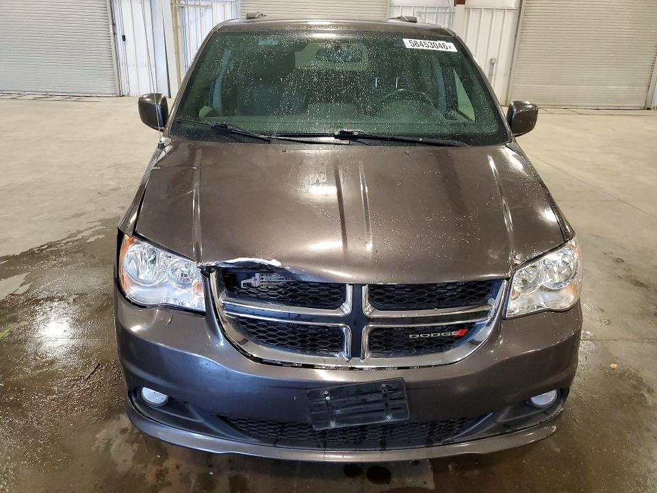 58453046 :رقم المزاد ، 2C4RDGCG1HR711012 vin ، 2017 Dodge Grand Caravan مزاد بيع