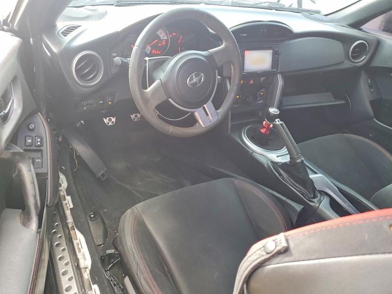 58421946 :رقم المزاد ، JF1ZNAA13F9700059 vin ، 2015 Scion Fr-s مزاد بيع