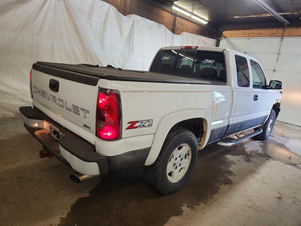 Продажа на аукционе авто 2005 Chevrolet Silverado, vin: 1GCEK19B25E159283, номер лота: 57206116