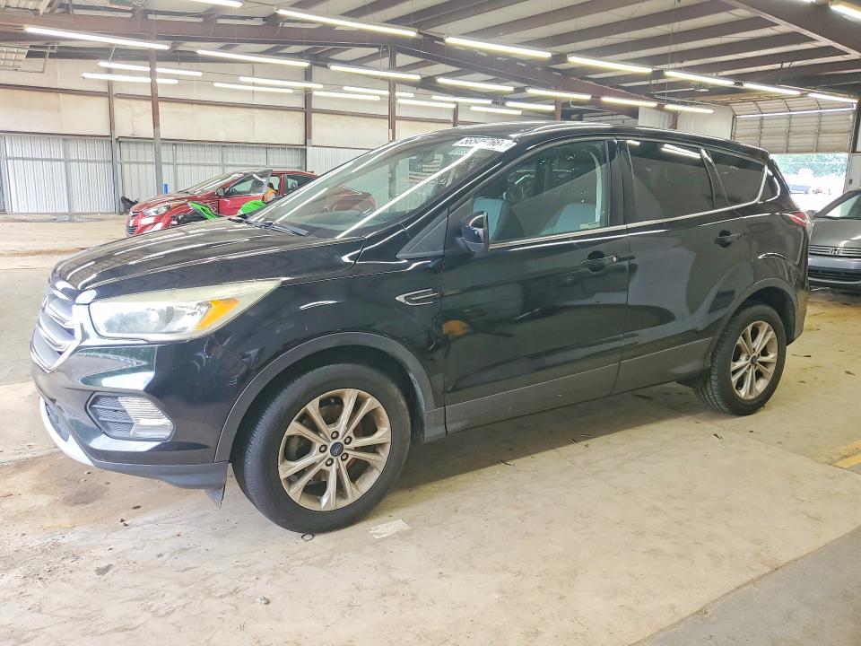 2017 Ford Escape მანქანა იყიდება აუქციონზე, vin: 1FMCU0GD7HUC07253, აუქციონის ნომერი: 56545766
