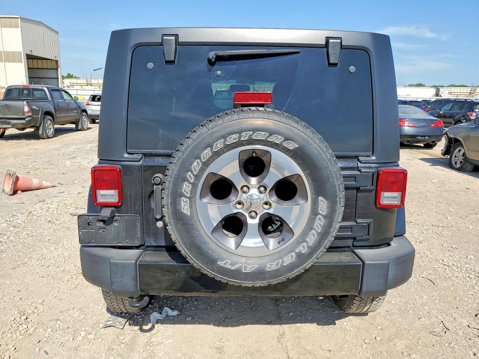 2017 Jeep Wrangler Unlimited მანქანა იყიდება აუქციონზე, vin: 1C4BJWEG1HL713837, აუქციონის ნომერი: 55800476