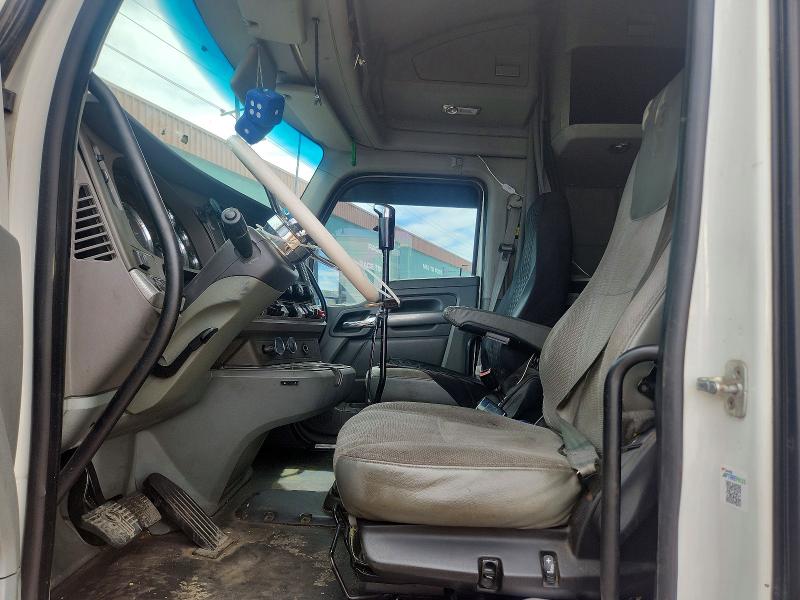 57720096 :رقم المزاد ، 1XKYDP9X3GJ444546 vin ، 2016 Kenworth Kenworth مزاد بيع