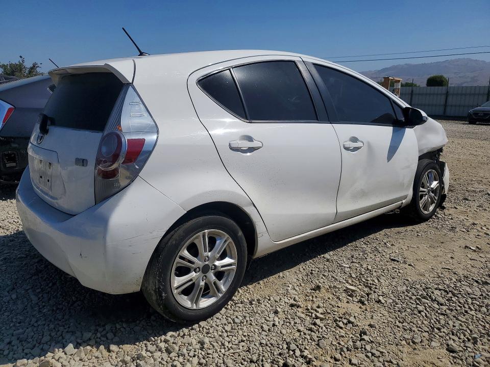 Auction sale of the 2013 Toyota Prius C, vin: JTDKDTB30D1548859, lot number: 57349106