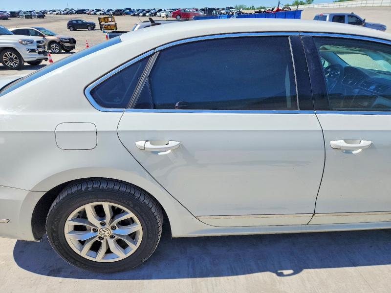 2017 Volkswagen Passat მანქანა იყიდება აუქციონზე, vin: 1VWAT7A36HC048977, აუქციონის ნომერი: 55475376