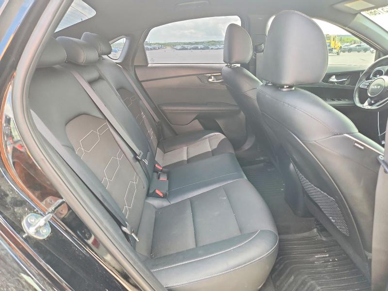 2024 Kia Forte მანქანა იყიდება აუქციონზე, vin: 3KPF54AD7RE821024, აუქციონის ნომერი: 56975166
