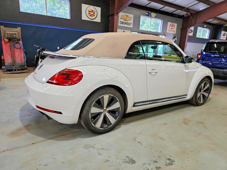 2013 Volkswagen Beetle მანქანა იყიდება აუქციონზე, vin: 3VW7T7AT7DM821605, აუქციონის ნომერი: 56713096