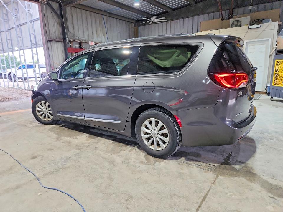 2019 Chrysler Pacifica მანქანა იყიდება აუქციონზე, vin: 2C4RC1BG9KR550322, აუქციონის ნომერი: 56466116