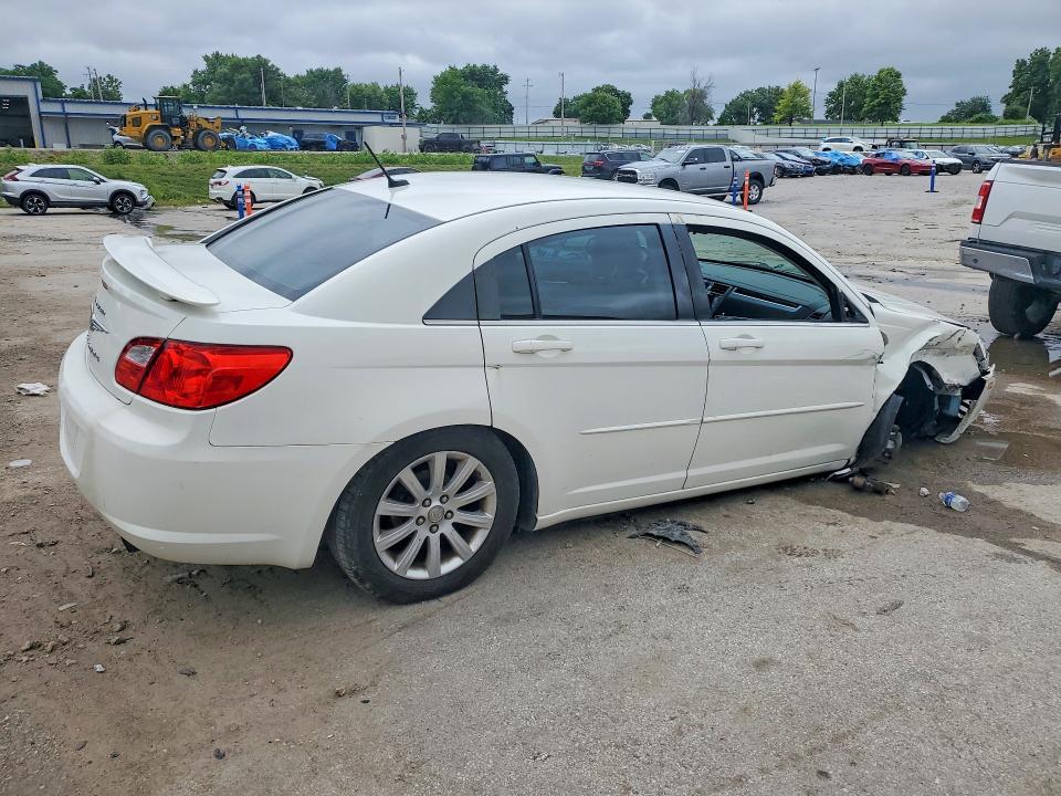 Продаж на аукціоні авто 2010 Chrysler Sebring, vin: 1C3CC5FB3AN147884, номер лоту: 57951306