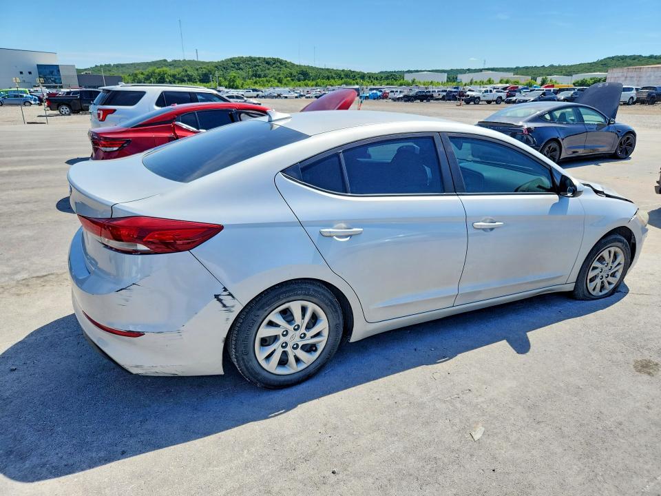 Продаж на аукціоні авто 2017 Hyundai Elantra, vin: KMHD74LF3HU095609, номер лоту: 57315896