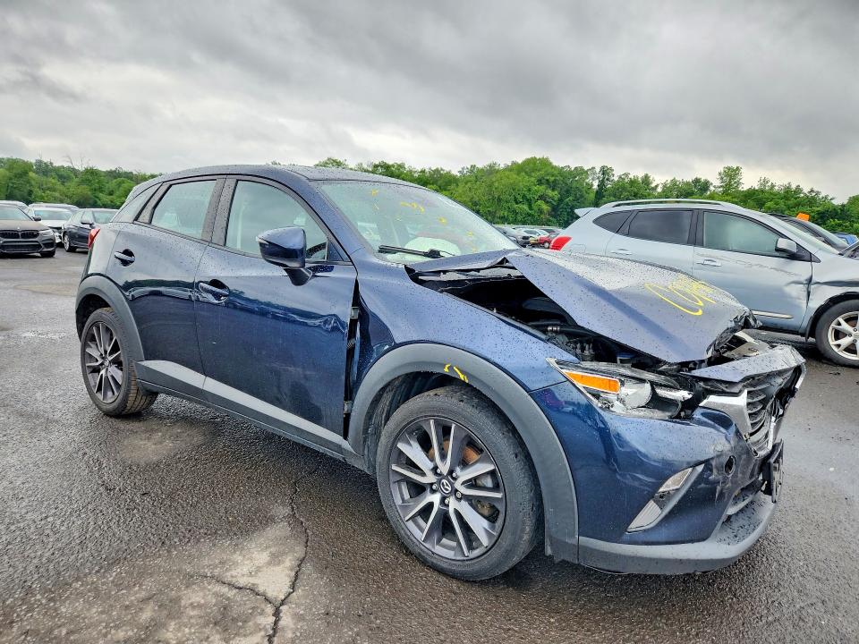 Продажа на аукционе авто 2018 Mazda Cx-3, vin: JM1DKFC7XJ0331256, номер лота: 58246856