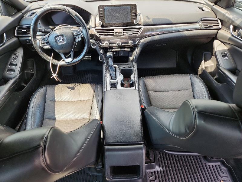 Продажа на аукционе авто 2018 Honda Accord, vin: 1HGCV1F33JA091980, номер лота: 58736696