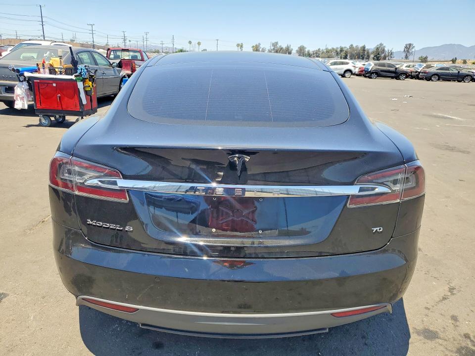 Продажа на аукционе авто 2015 Tesla Model S, vin: 5YJSA1S13FF100539, номер лота: 57413396
