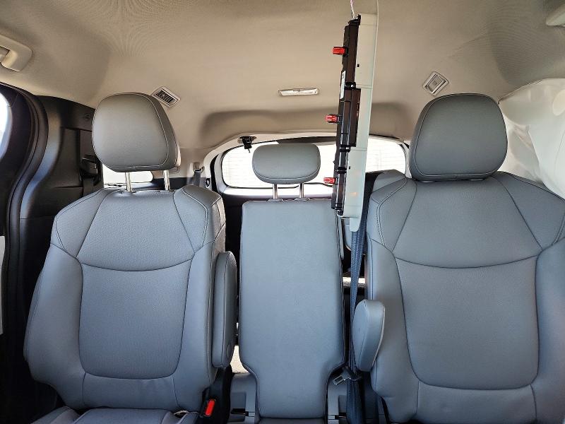 56105846 :رقم المزاد ، 5TDYRKEC1TS304575 vin ، 2026 Toyota Sienna مزاد بيع