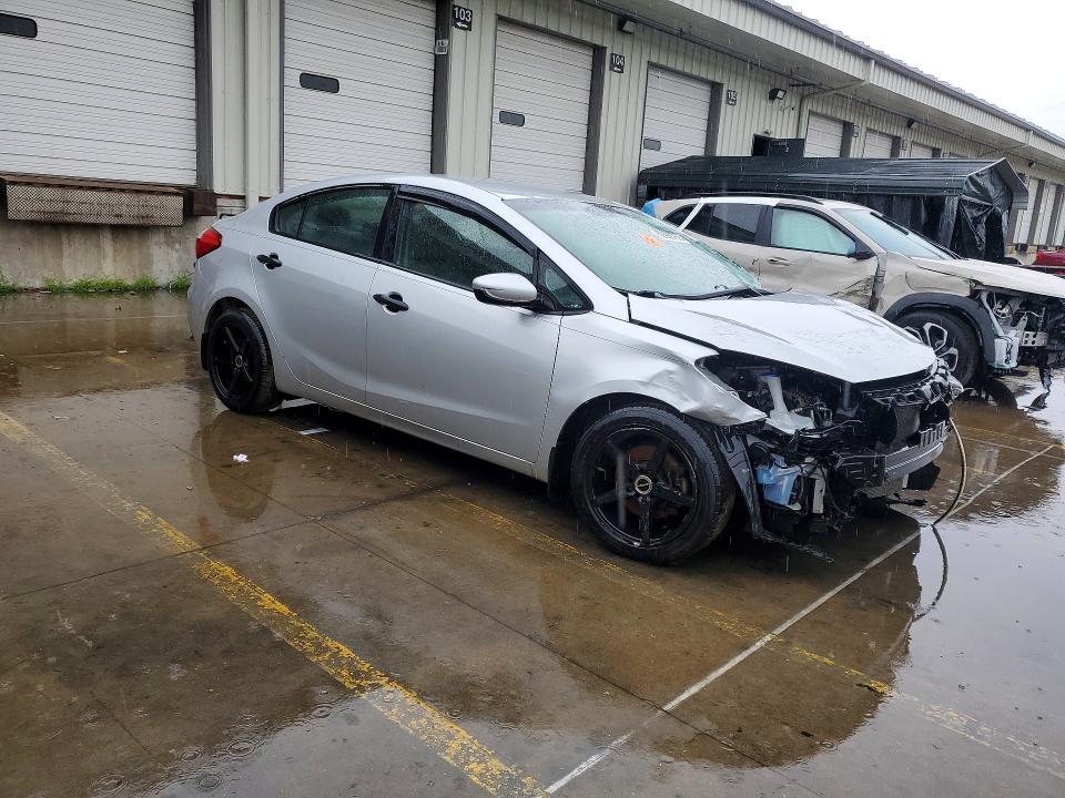 Продажа на аукционе авто 2015 Kia Forte, vin: KNAFK4A6XF5434045, номер лота: 58950756