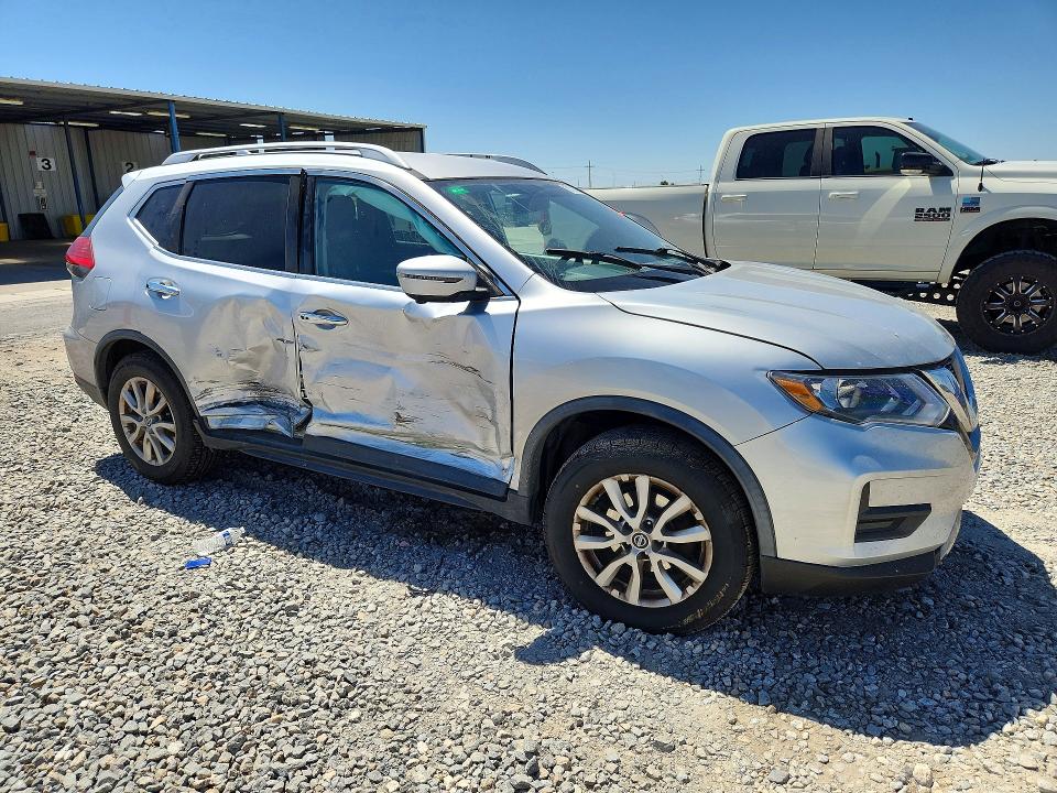 Продажа на аукционе авто 2017 Nissan Rogue, vin: KNMAT2MV9HP598279, номер лота: 57218086