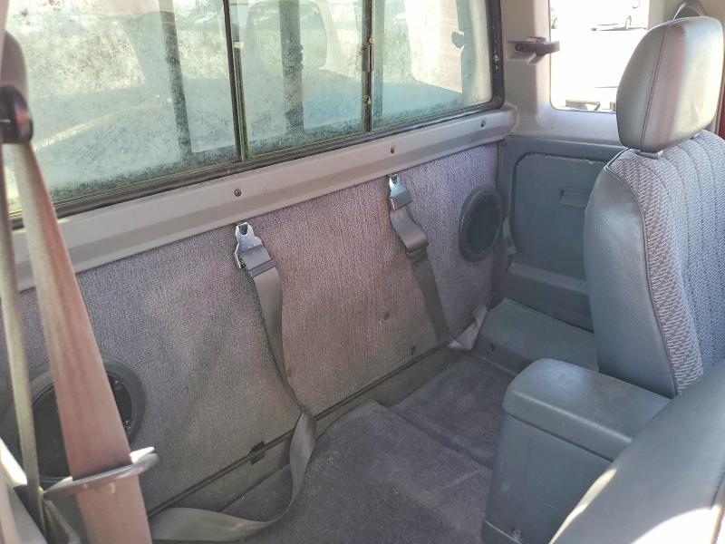1996 Nissan Truck მანქანა იყიდება აუქციონზე, vin: 1N6SD16S4TC354857, აუქციონის ნომერი: 56106016