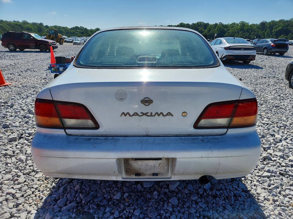 1997 Nissan Maxima მანქანა იყიდება აუქციონზე, vin: JN1CA21D5VT215633, აუქციონის ნომერი: 56062036