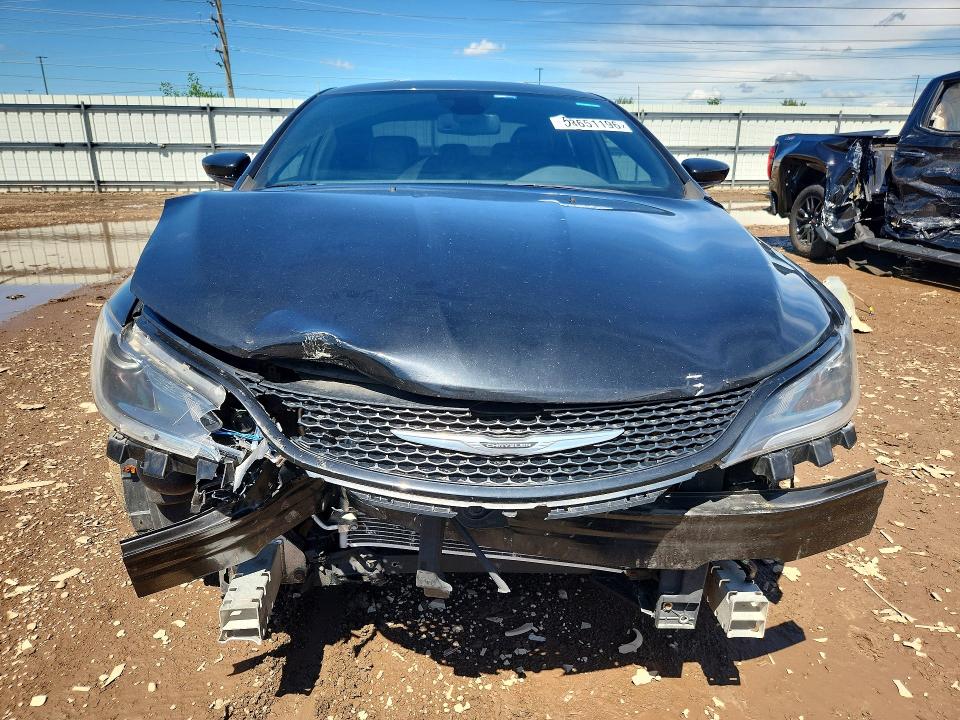 58651196 :رقم المزاد ، 1C3CCCDG4GN105509 vin ، 2016 Chrysler 200 مزاد بيع