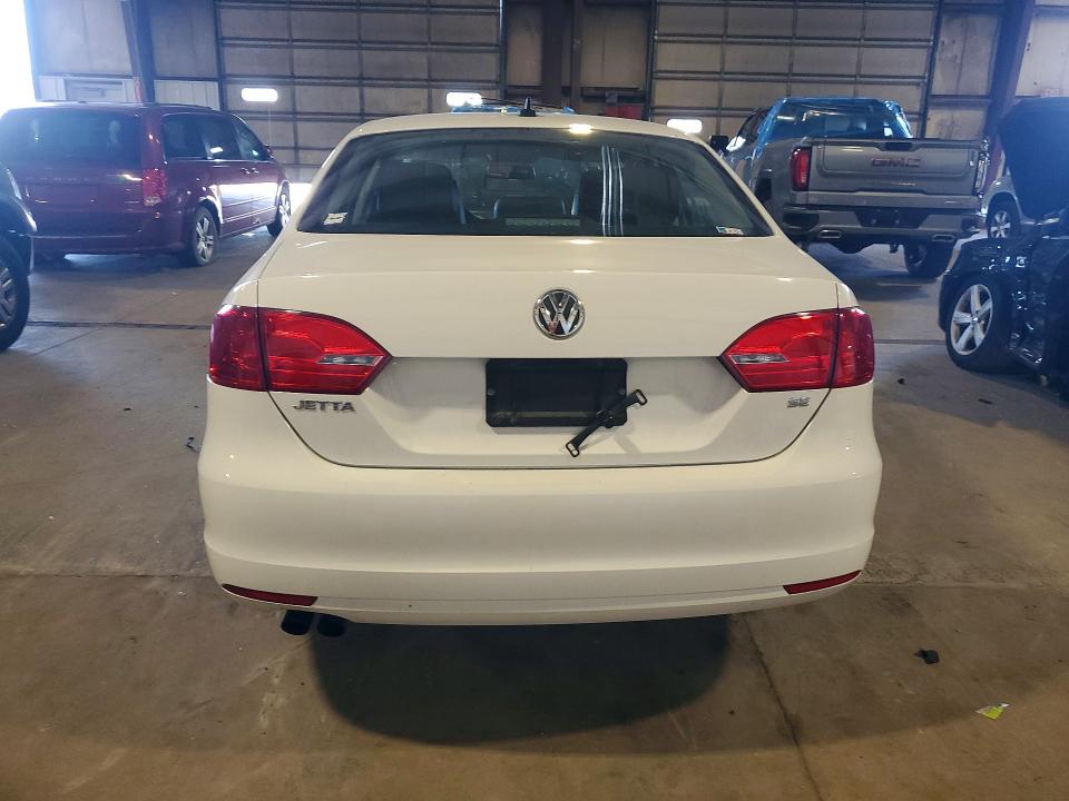 2014 Volkswagen Jetta მანქანა იყიდება აუქციონზე, vin: 3VWD07AJ5EM371092, აუქციონის ნომერი: 77249355