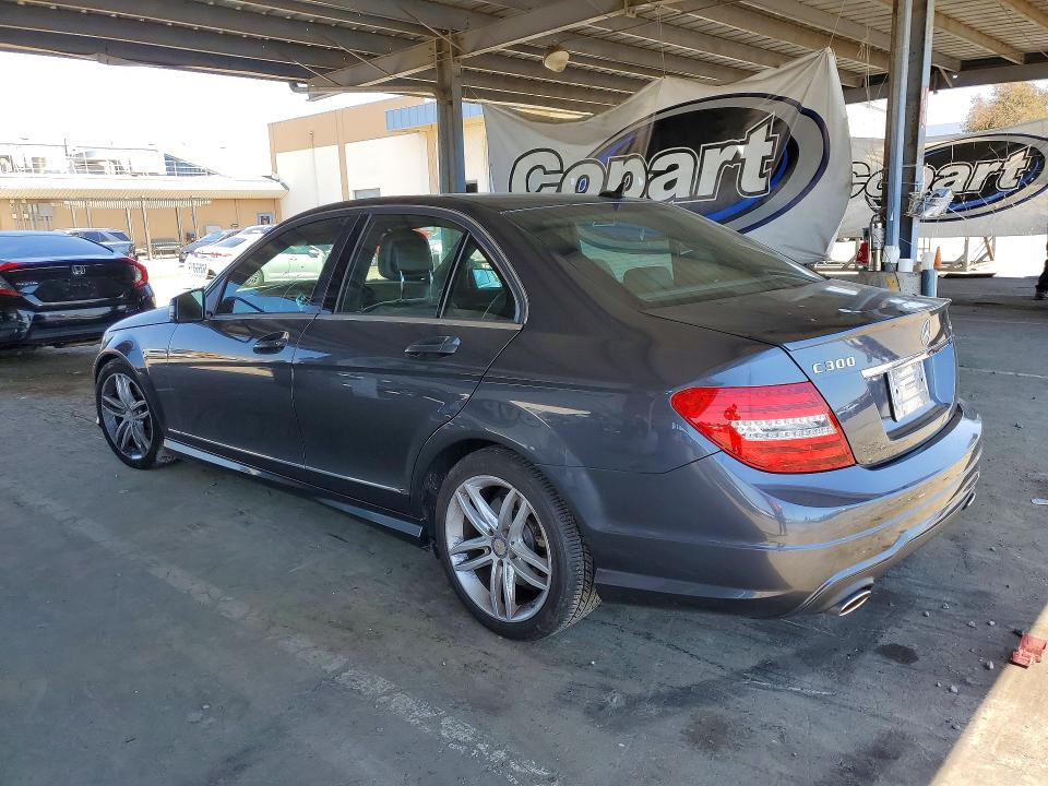 57965026 :رقم المزاد ، WDDGF8AB6DR273320 vin ، 2013 Mercedes-benz C مزاد بيع