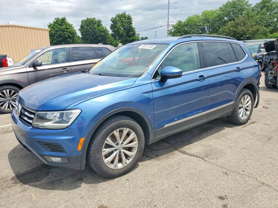 58072746 :رقم المزاد ، 3VV3B7AX7JM000959 vin ، 2018 Volkswagen Tiguan مزاد بيع