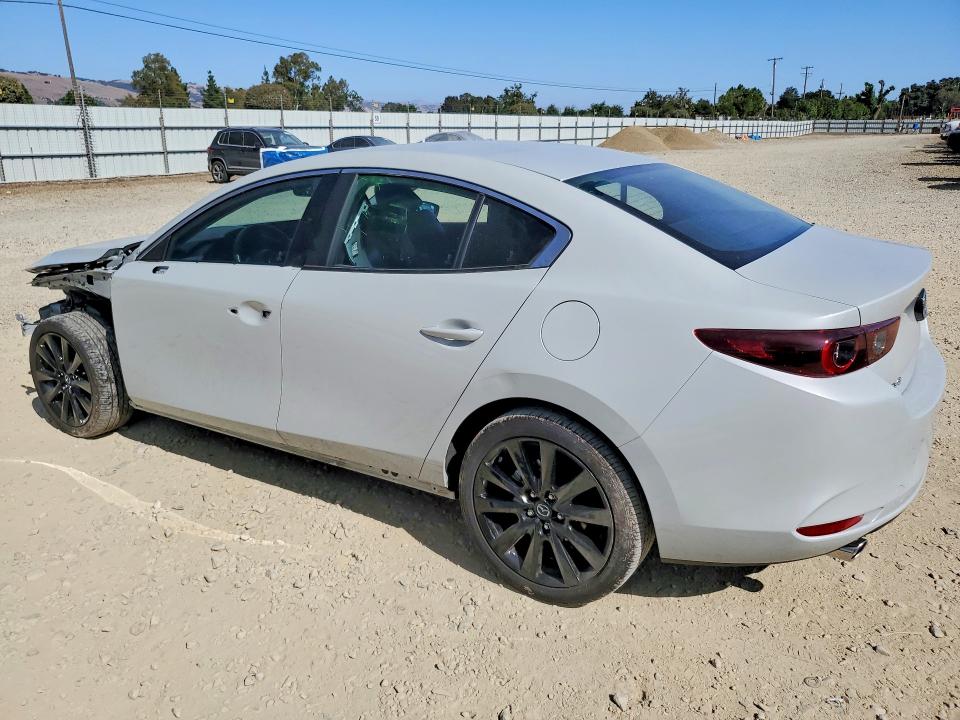 56598956 :رقم المزاد ، JM1BPABM9S1769359 vin ، 2025 Mazda 3 مزاد بيع
