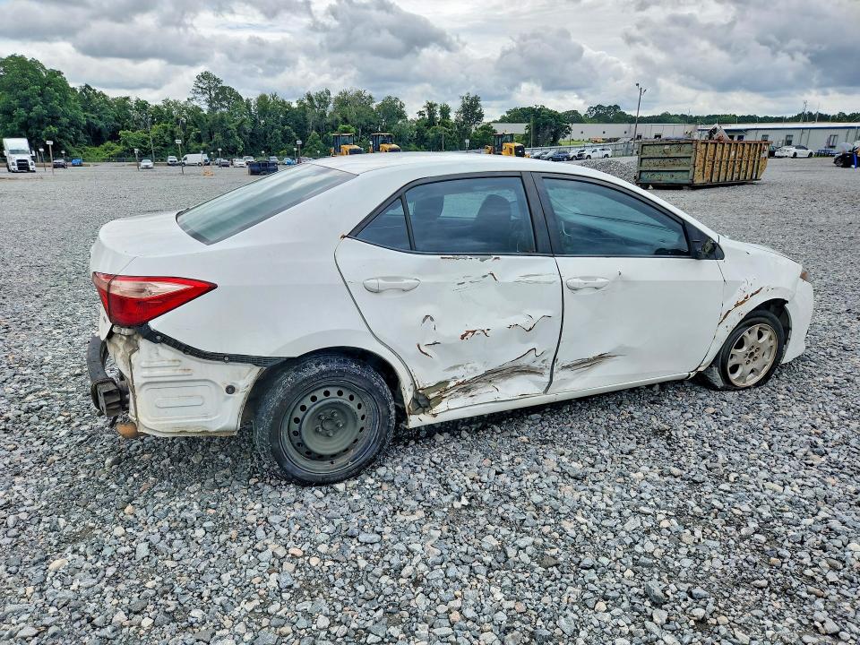 57524606 :رقم المزاد ، 5YFBURHE4JP814869 vin ، 2018 Toyota Corolla مزاد بيع