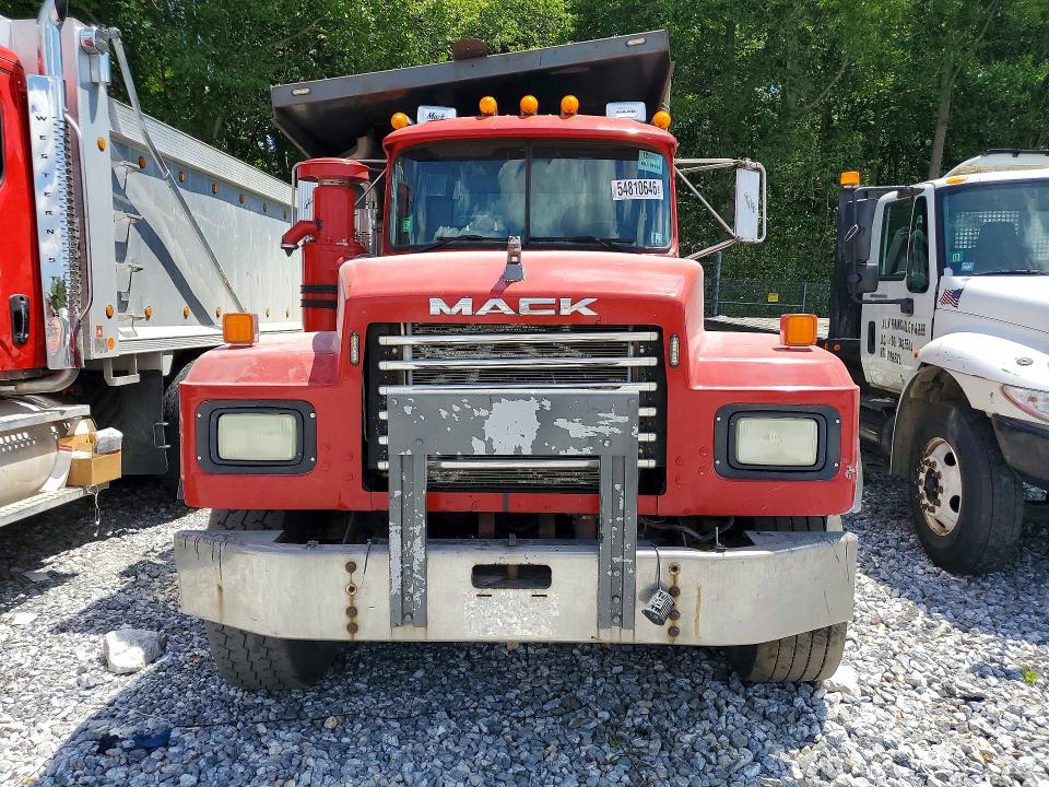 54810646 :رقم المزاد ، 1M2P267C9YM053730 vin ، 2000 Mack Rd600 مزاد بيع