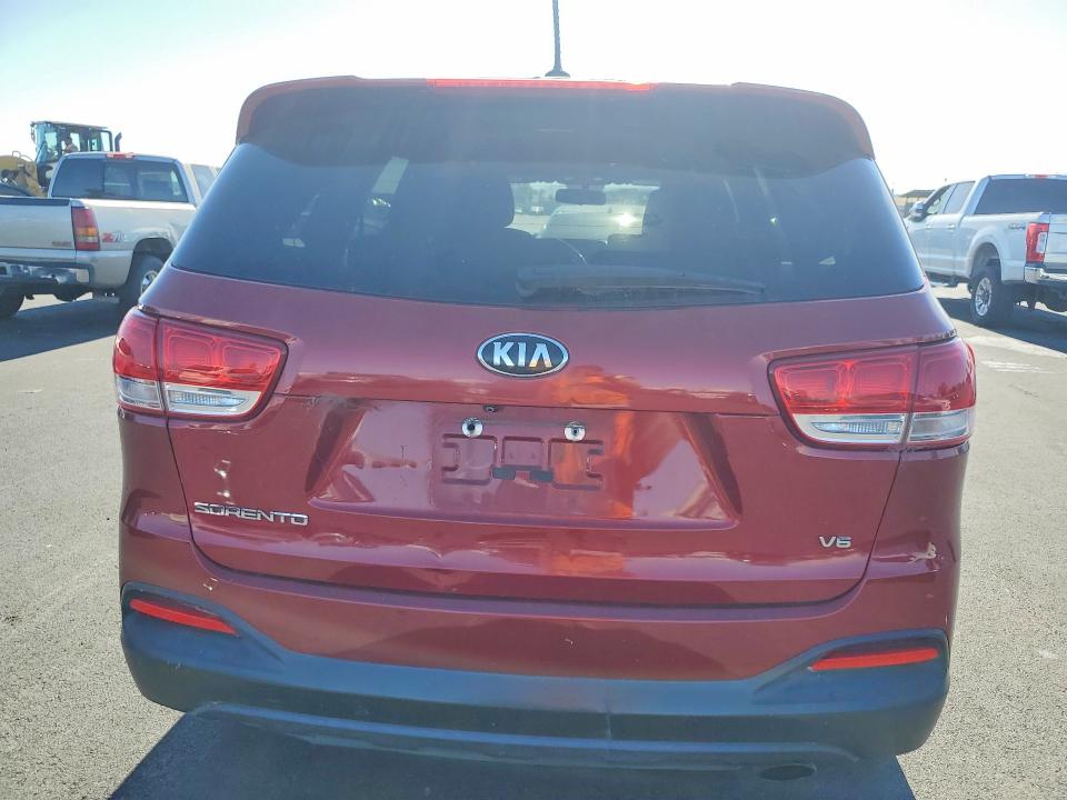 58295356 :رقم المزاد ، 5XYPGDA52HG195827 vin ، 2017 Kia Sorento مزاد بيع