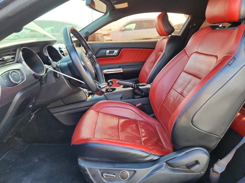 54688756 :رقم المزاد ، 1FA6P8CF6F5326312 vin ، 2015 Ford Mustang مزاد بيع