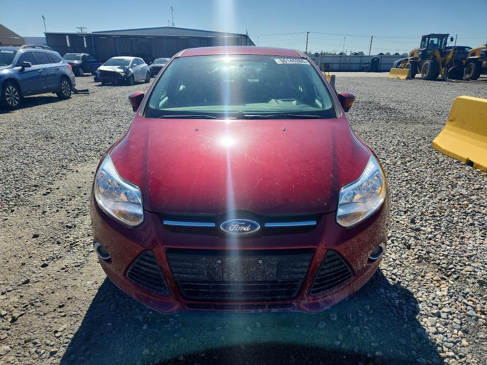 56145386 :رقم المزاد ، 1FADP3K21EL452502 vin ، 2014 Ford Focus مزاد بيع